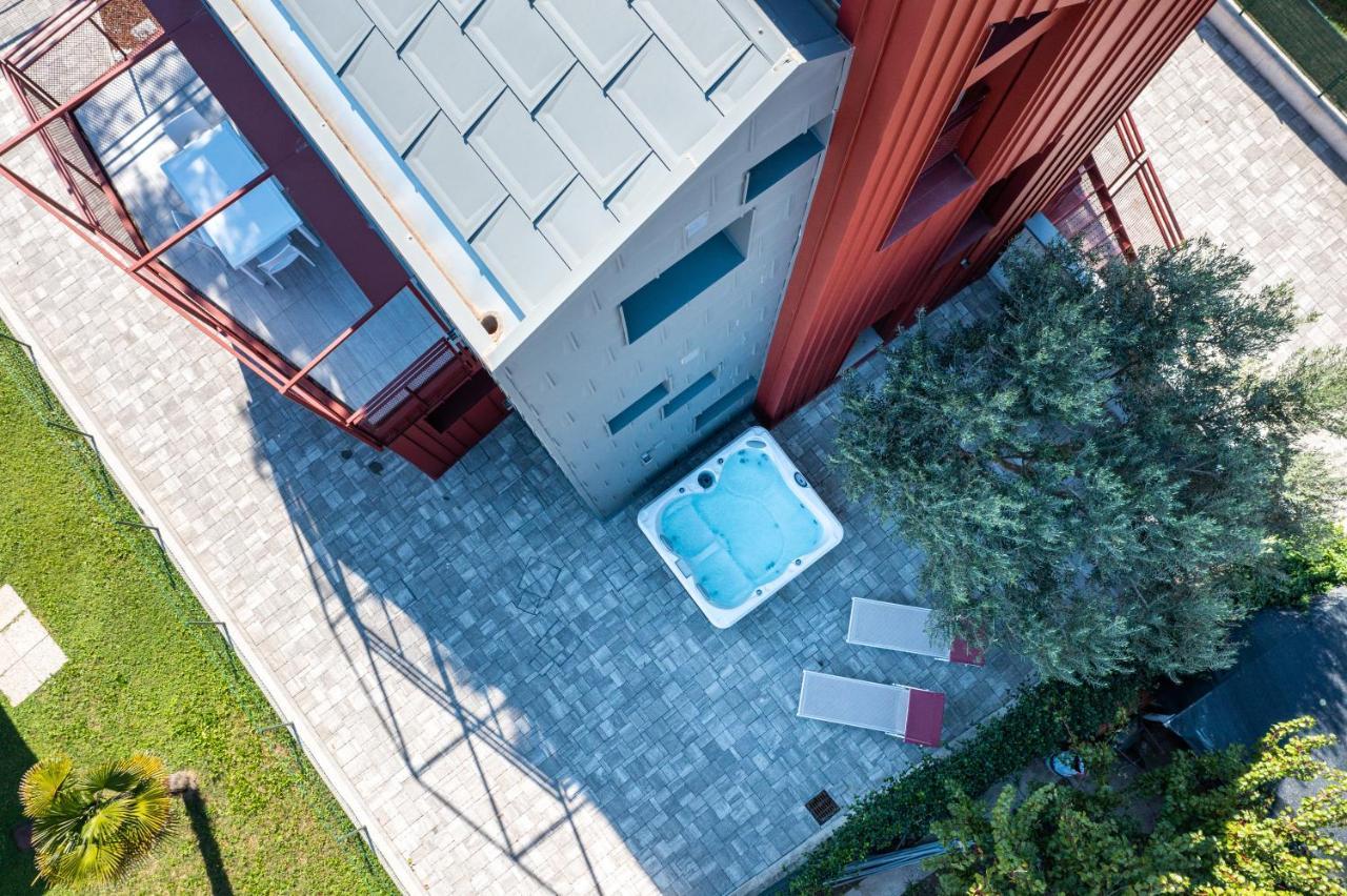 Villa Cisa Con Yacuzzi Линьяно-Саббьядоро Экстерьер фото